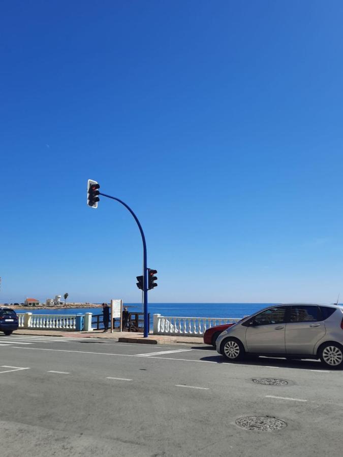 Студия На Белоснежном Пляже Los Locos Torrevieja Buitenkant foto